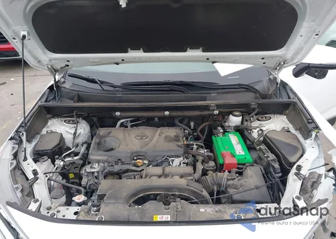 2020 Toyota Rav4 Xle z USA, uszkodzony, nr VIN 2T3W1RFV3LW091389